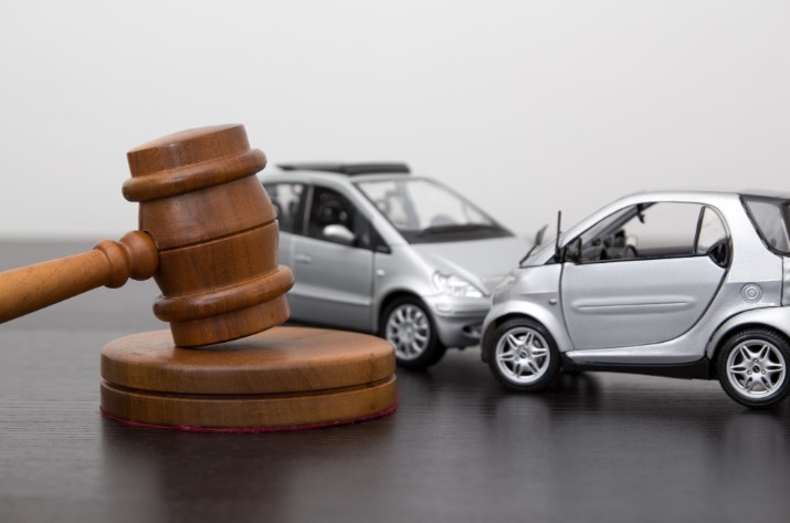Steps to Take When Choosing a Car Accident Attorney After the Crash